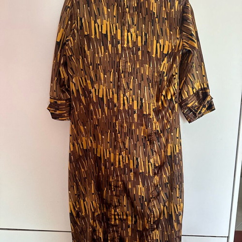 Zara dress gold like new, size L