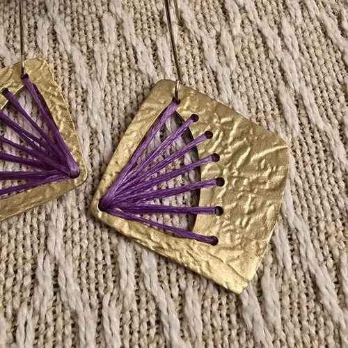 Cameo handmade earrings in gold tone new