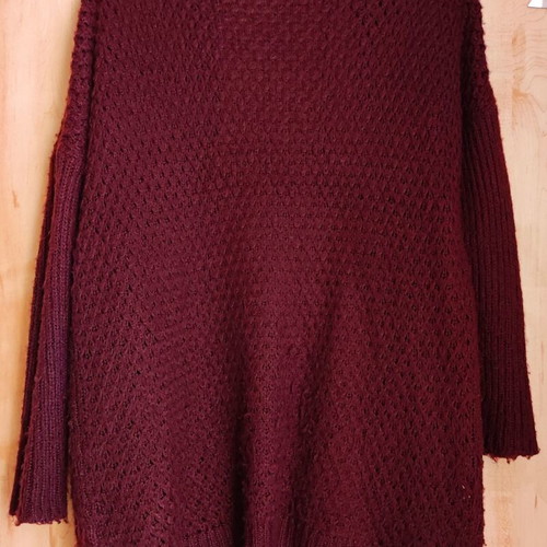 Long knitted burgundy cardigan with pockets Pull & Bear like new, medium