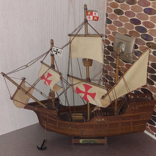 Decorative wooden ship like new, 41 cm height, 43 cm width