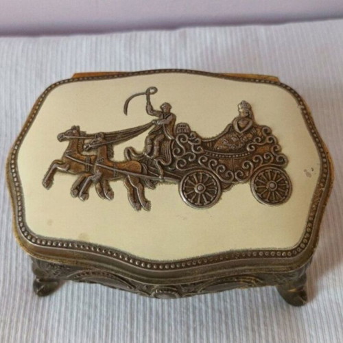Bronze carved jewelry box used, 11x7 cm