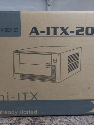 Mini ITX Case με τροφοδοτικό 400W καινούργιο