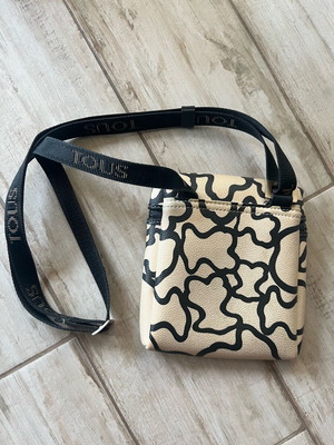 Tous crossbody bag like new, black and white