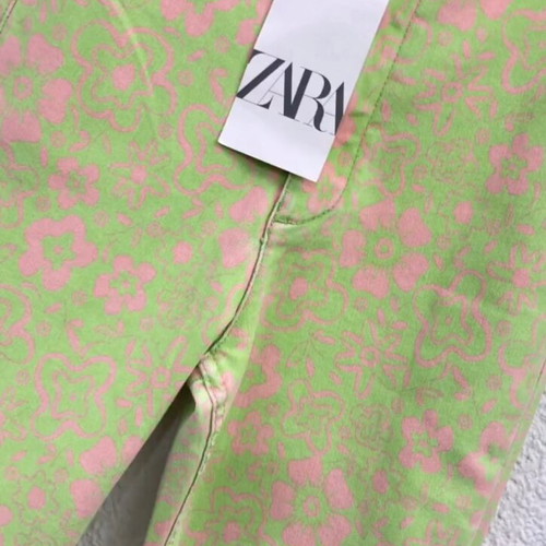 Multicolored Zara jeans size M, like new