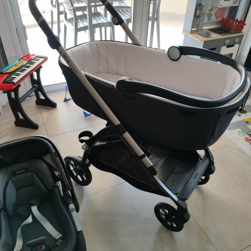 Inglesina Electa Quattro Baby Stroller Set like new with Darwin and bag