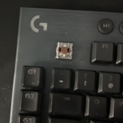 Logitech G915 Lightspeed Wireless Mechanical Keyboard GL Tactile like new