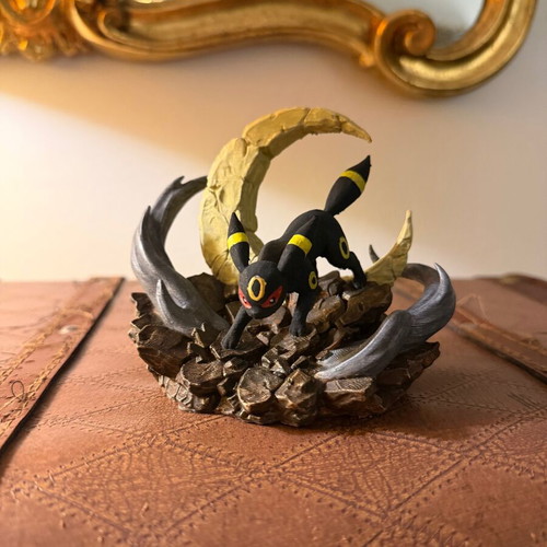 Umbreon diorama figure, handmade 3D printed and painted