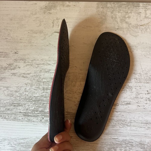 A To Z Greek women's insoles like new, sizes 38-39, green