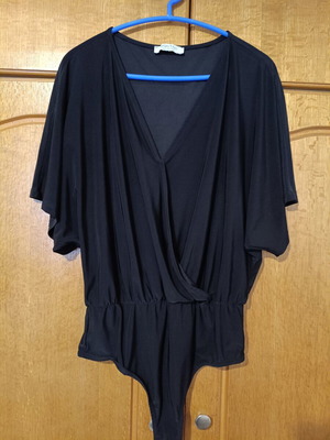 Black Celestino bodysuit like new, size L