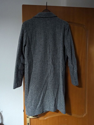 Thin wool coat grey like new with pockets