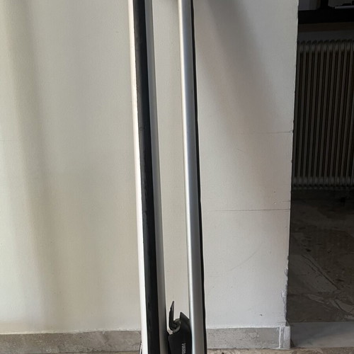 Hermes 360lt roof box with bars