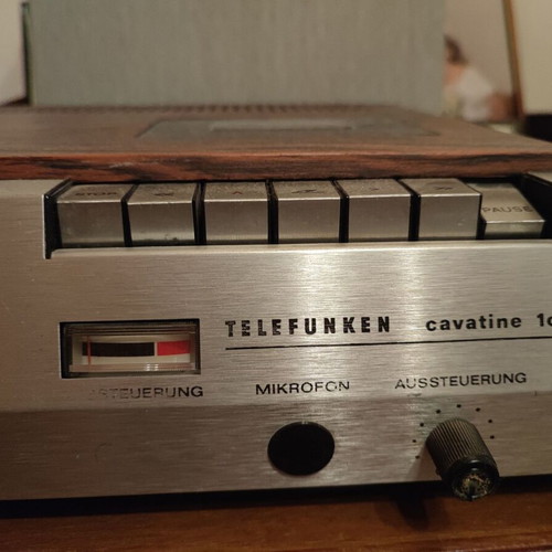 Telefunken Cavatine 101 vintage radio used, cassette not working