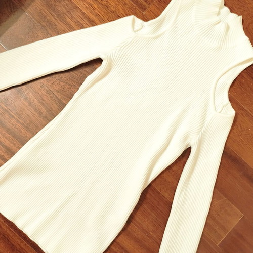 Zini Rib Knit Cold-Shoulder Cut Top M New Off-White