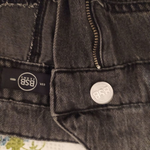 BSB denim skirt like new, black gray, small, knee length