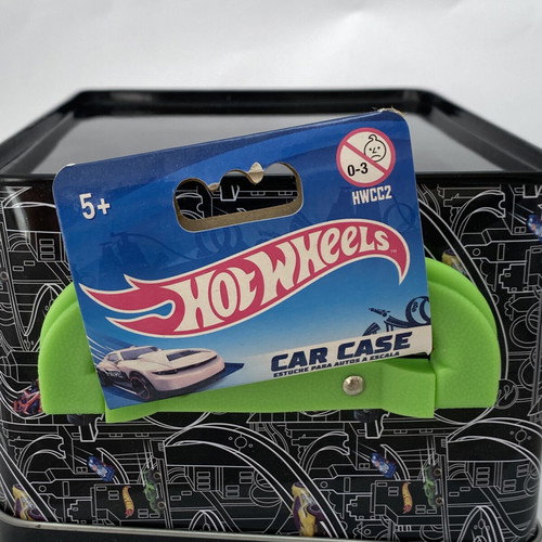 Hot Wheels Crash City metal case for 18 cars new