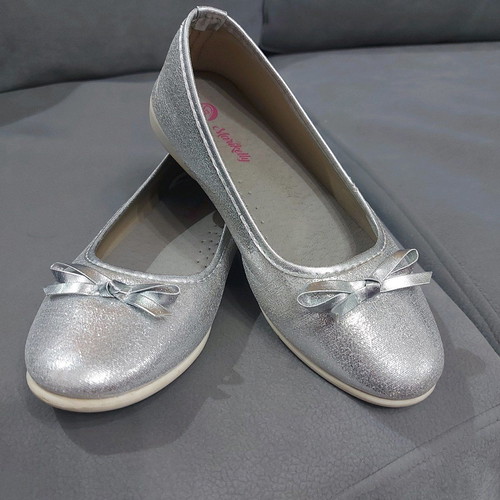 Gray Silver Glitter Pumps No 33 Used