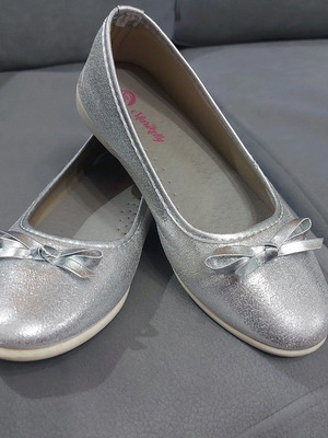 Gray Silver Glitter Pumps No 33 Used