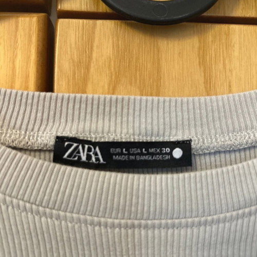 Zara ribbed short-sleeve blouse like new, size L