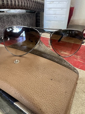 Rayban genuine sunglasses, vintage large