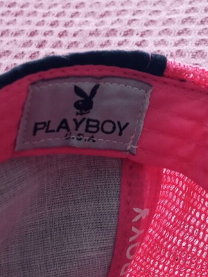 Playboy U.S.A. women's trucker cap black and pink