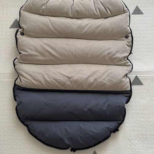 La Millou Footmuff like new with waterproof lining and removable fur hood