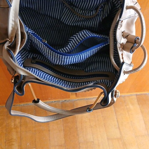 Verde beige handbag like new