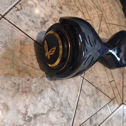 Lexgo Electric Hoverboard 6.5" used, black with gold, no charger