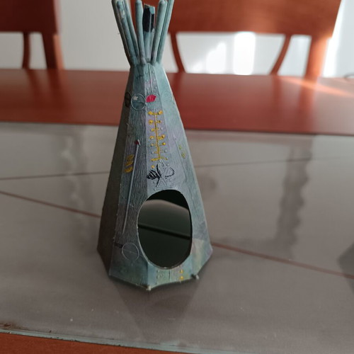 Indian Tent toy used, hard plastic, height 17 cm