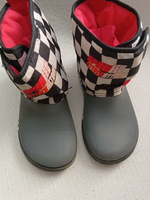 Crocs Cars McQueen boots used, gray