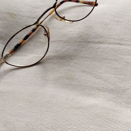 Vintage oval metal eyeglasses like new, gold and brown tortoiseshell