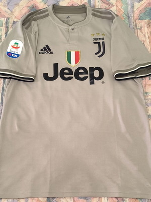 Juventus Away Fan Version Jersey 2018-19 Miralem Pjanic Medium Used