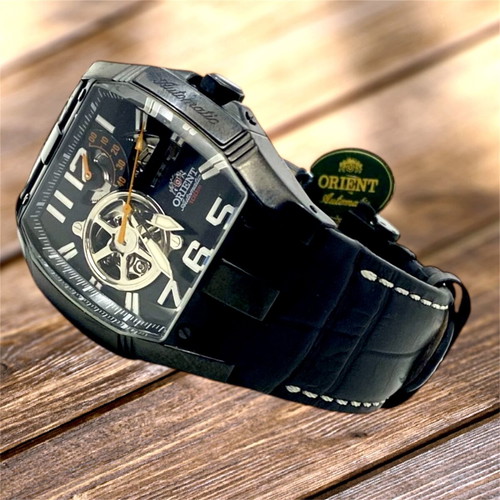 Orient automatic watch like new with waterproof sapphire crystal