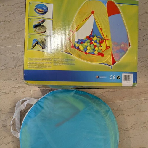 Kids Pop-Up Play Tent Outdoor Active with Case and Box new