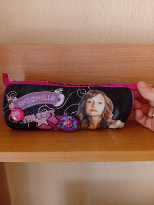 Antonella pencil case from Patty series like new with 2 badges