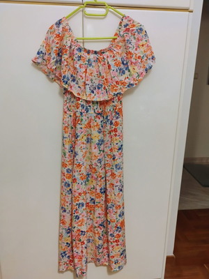 Floral off-shoulder dress LC Waikiki like new, size L
