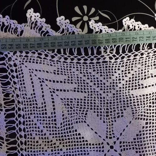 Handmade crochet table linens set of 2 like new