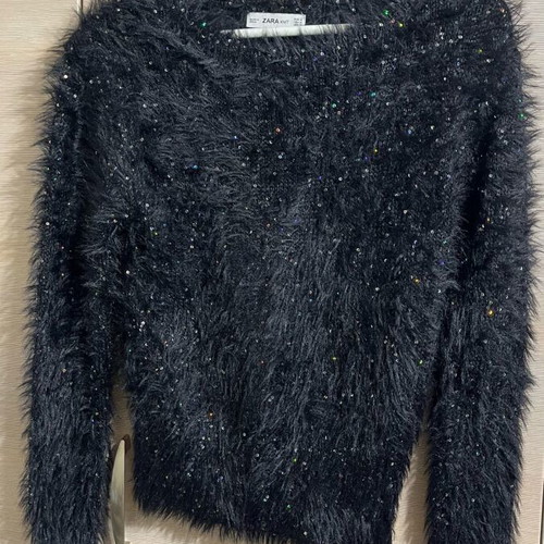 Zara black pullover new, size S