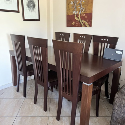 Extendable dining table with 6 chairs, dark brown