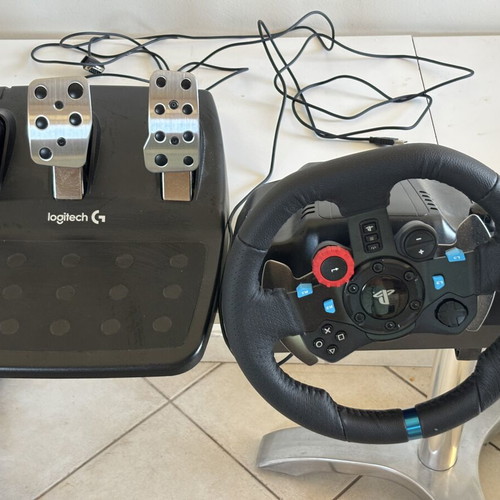 Logitech G29 Racing Wheel and Pedals like new