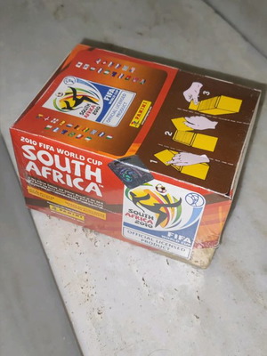 Χαρτάκια Panini South Africa 2010 κουτί καινούργιο