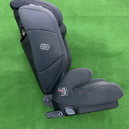 Recaro child car seat used, black, 12 months to 7 years, up to 36 kg
