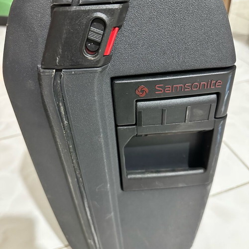Samsonite hard suitcase used, black with wheels and lock