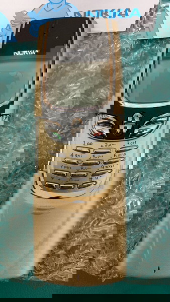 NOKIA 8850 ΧΡΥΣΟ ΚΑΙΝΟΥΡΙΟ ΣΤΟ ΚΟΥΤΙ ΤΟΥ ΜΕ ΤΗΣ ΖΕΛΑΤΙΝΕΣ ΤΟΥ ΕΛΛΗΝΙΚΟ ΜΕΝΟΥ