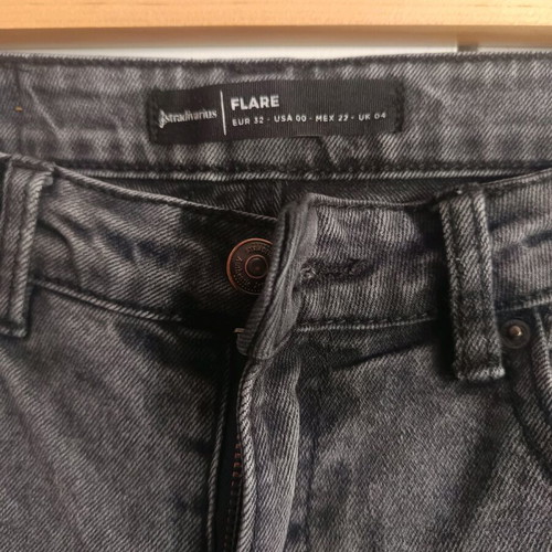 Flare jeans Stradivarius grey size 32 like new