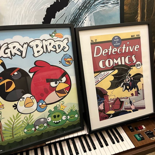 Collectible framed posters new, Angry Birds & vintage comics set of 4