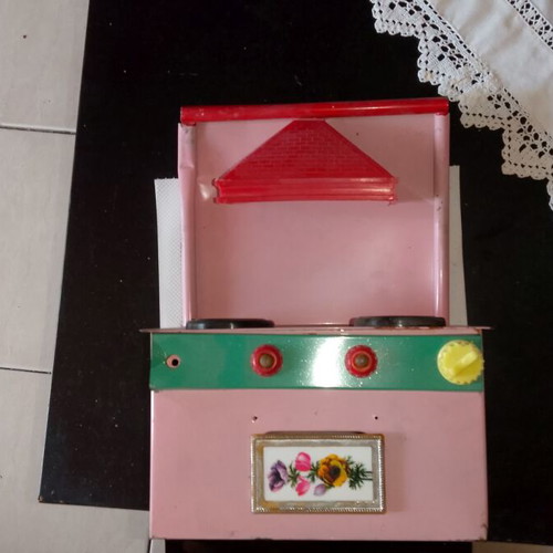 Collectible Tin Toy Kitchen 1960-1970 used, rare