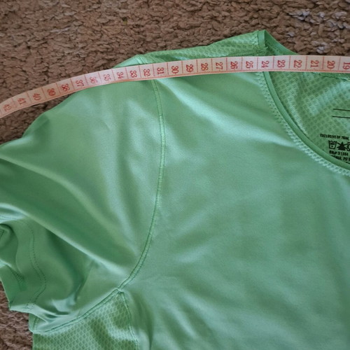 Patagonia athletic shirt like new, green, size S
