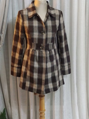 LAGA plaid coat size S like new, multicolor