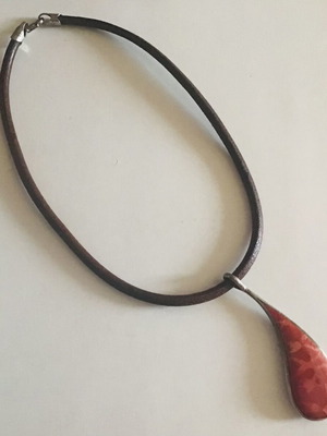 Necklace silver leather coral like new