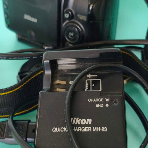 Nikon D5000 camera with 18-55mm lens